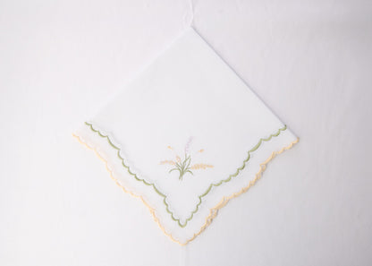 Astoria Butter/Sage Scalloped Napkin